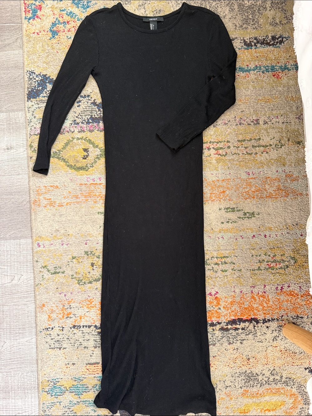 Forever 21 Black Ribbed Long Sleeve Maxi Dress